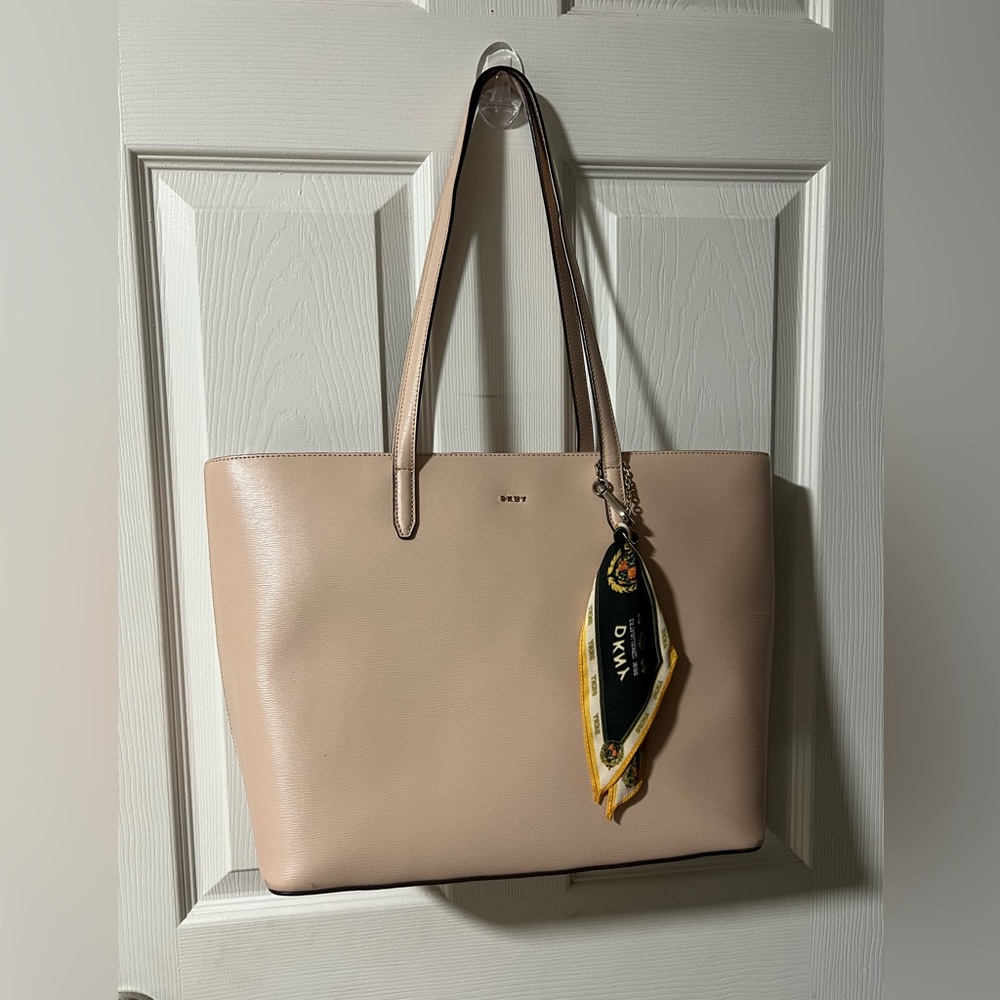 DKNY purse
